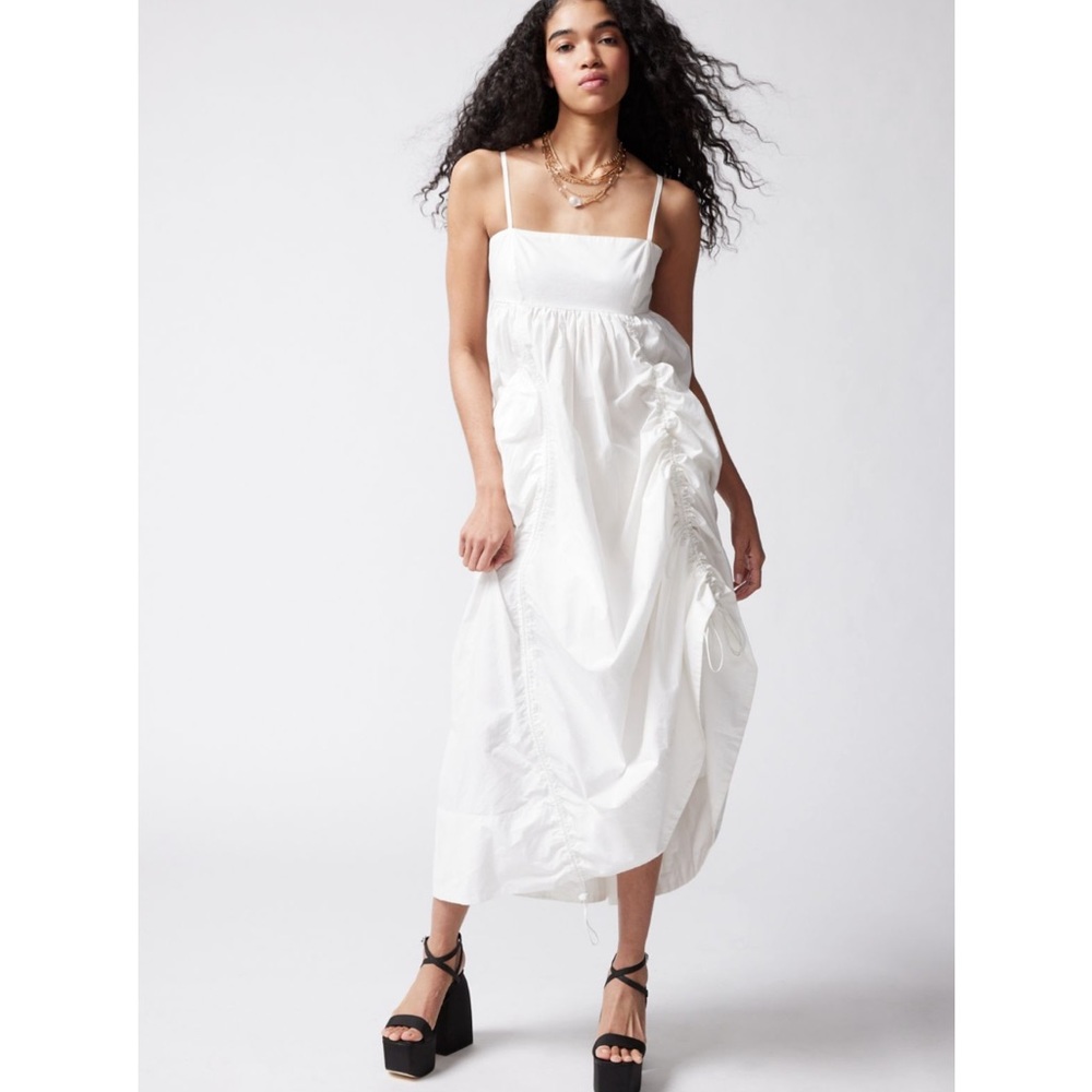 Bdg cinched midi summer dress white size large